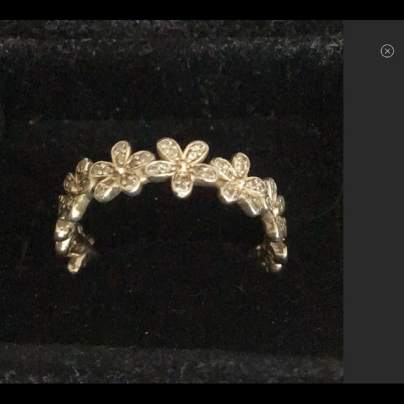 Pandora daisy ring - Picture 3 of 6